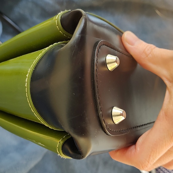 Beijo faux leather green/black color block shoulder bag. GUC. Preloved - Picture 15 of 15